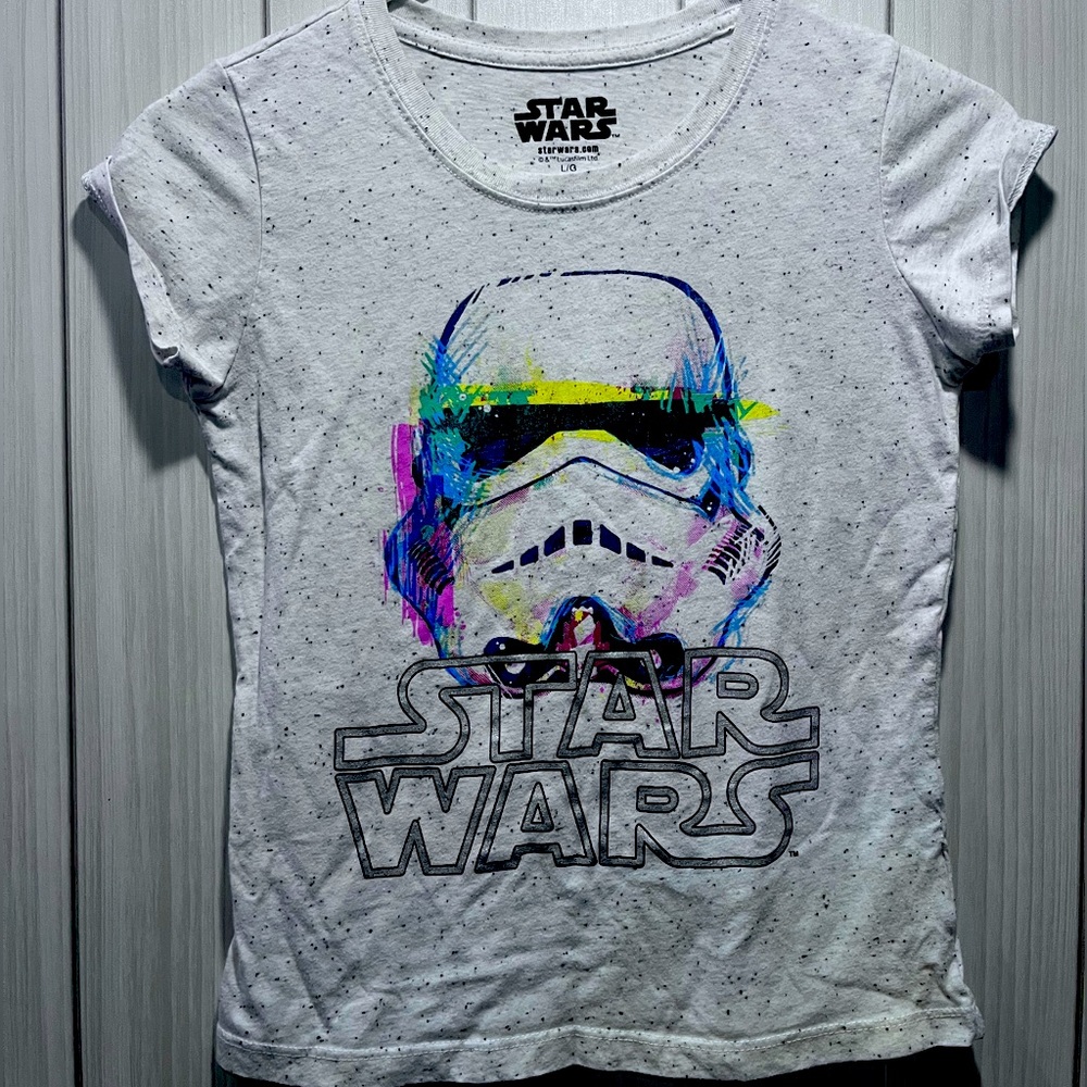 Star Wars shirts size Large girls nwot no rips or stains